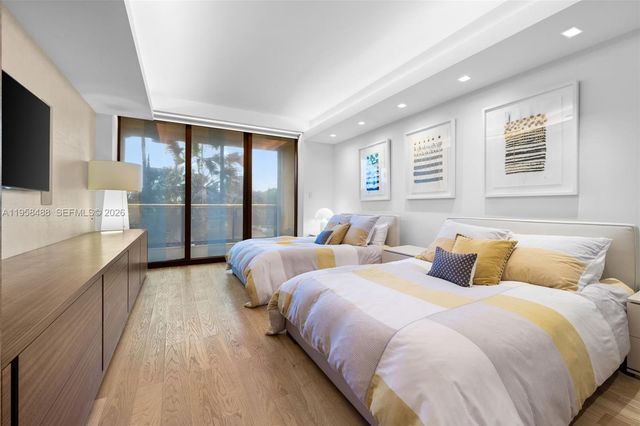 9999 Collins Avenue 3E, Bal Harbour, FL 33154