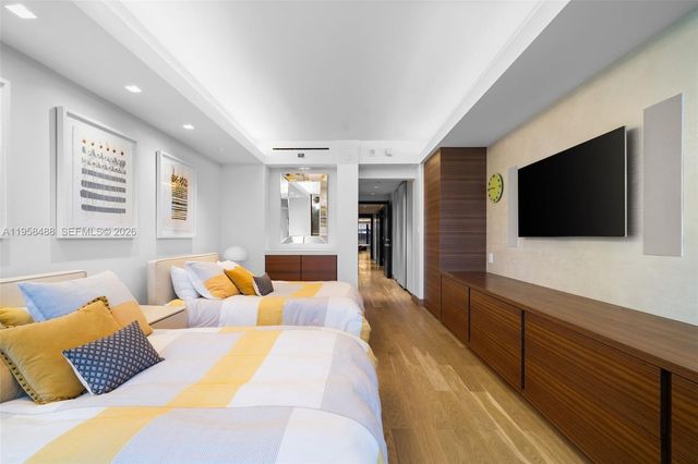 9999 Collins Avenue 3E, Bal Harbour, FL 33154