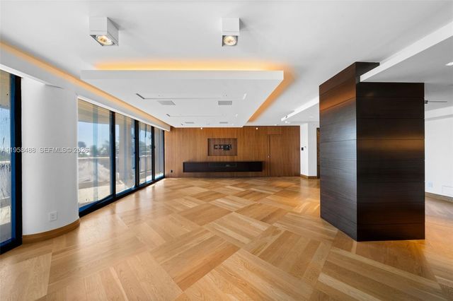 9999 Collins Avenue 3E, Bal Harbour, FL 33154