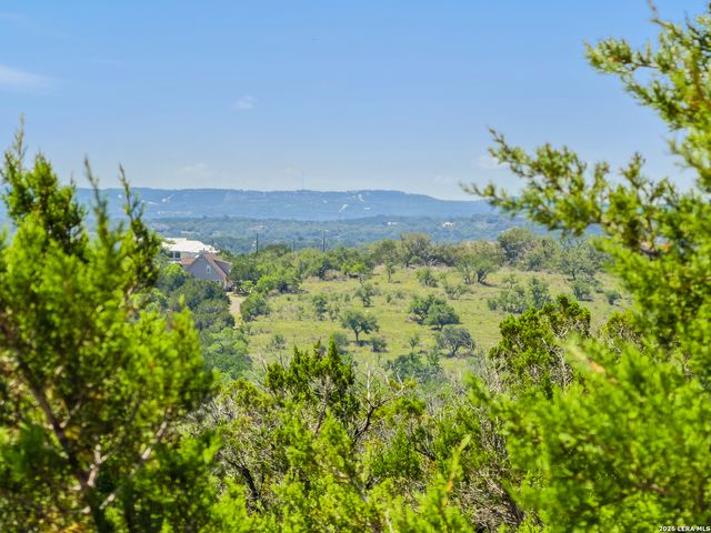 163 N Stallion Estates Drive, Spring Branch, TX 78070