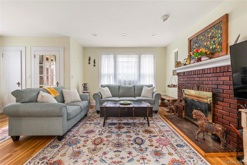 45-24 171st Street, Flushing, NY 11358 — photo 4