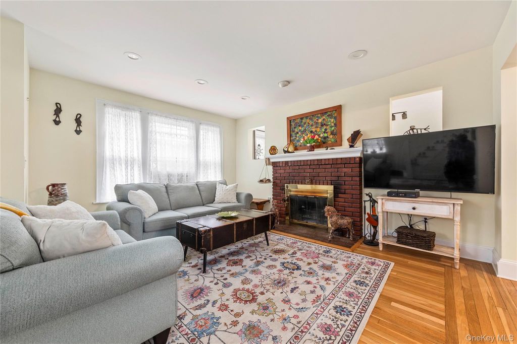 45-24 171st Street, Flushing, NY 11358 — photo 5