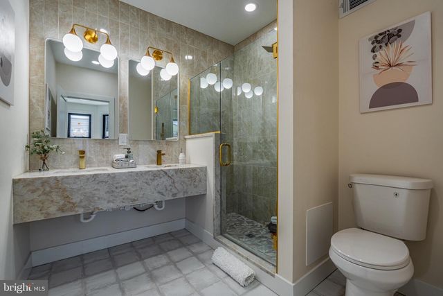 1405 N CORLIES ST, Philadelphia, PA 19121