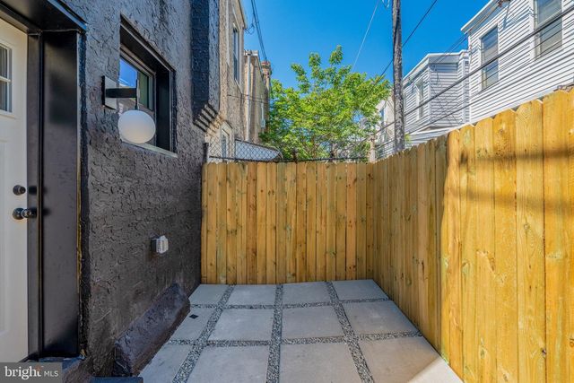 1405 N CORLIES ST, Philadelphia, PA 19121
