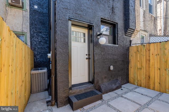 1405 N CORLIES ST, Philadelphia, PA 19121