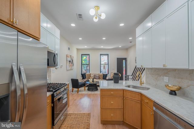 1405 N CORLIES ST, Philadelphia, PA 19121