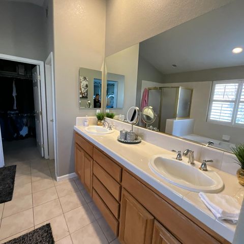 5143 Poppy Hills Circle, Stockton, CA 95219