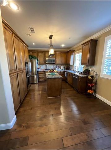 5143 Poppy Hills Circle, Stockton, CA 95219