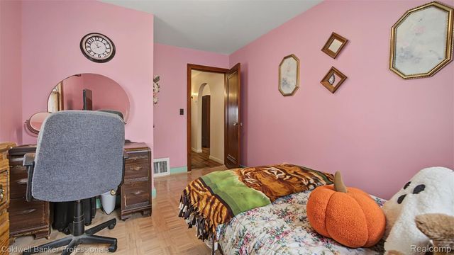 1047 Myrtle Avenue, Waterford Charter Township, MI 48328