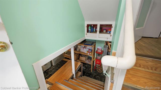 1047 Myrtle Avenue, Waterford Charter Township, MI 48328