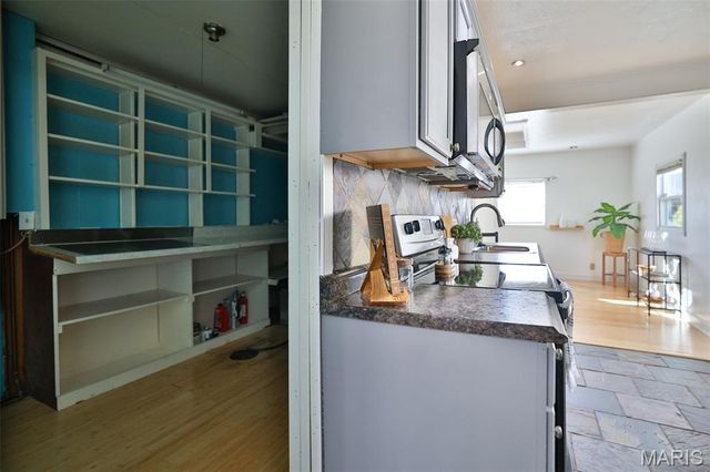 5233 Parker Avenue, St Louis, MO 63139