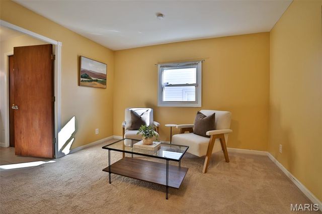 5233 Parker Avenue, St Louis, MO 63139