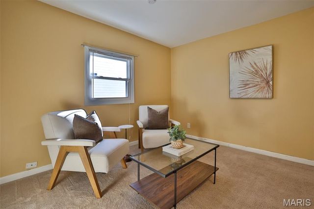 5233 Parker Avenue, St Louis, MO 63139