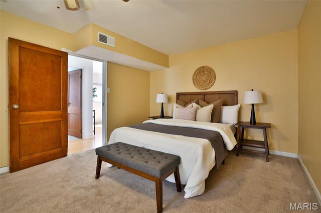 5233 Parker Avenue, St Louis, MO 63139