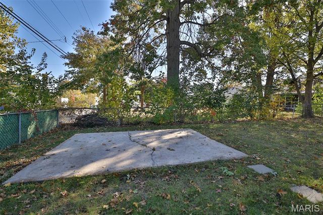 5233 Parker Avenue, St Louis, MO 63139