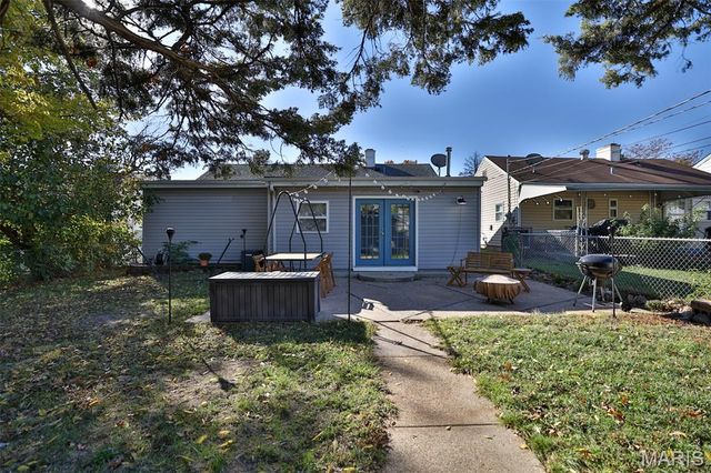 5233 Parker Avenue, St Louis, MO 63139