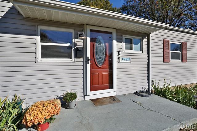 5233 Parker Avenue, St Louis, MO 63139