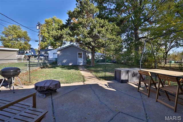 5233 Parker Avenue, St Louis, MO 63139