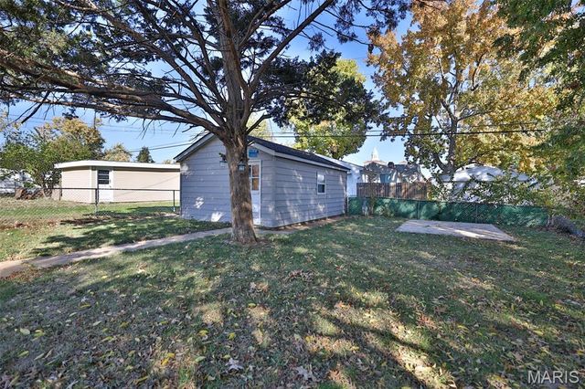 5233 Parker Avenue, St Louis, MO 63139