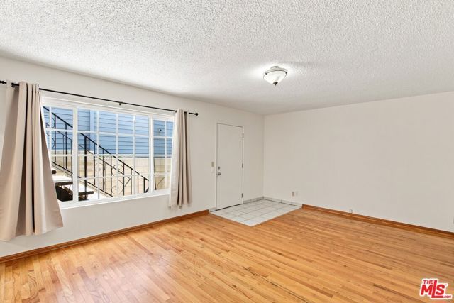 3720 Vinton Avenue 3, Los Angeles, CA 90034