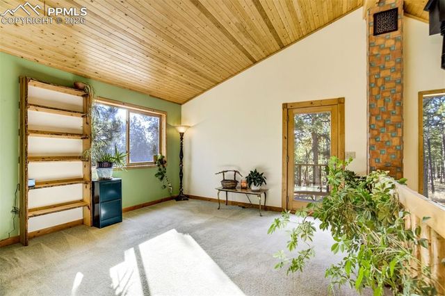 12225 Glenridge Lane, Colorado Springs, CO 80908