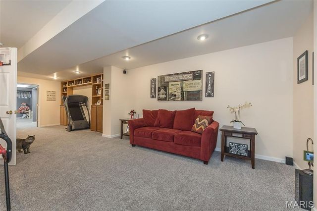 2916 Spring Blossom Drive, Dardenne Prairie, MO 63368