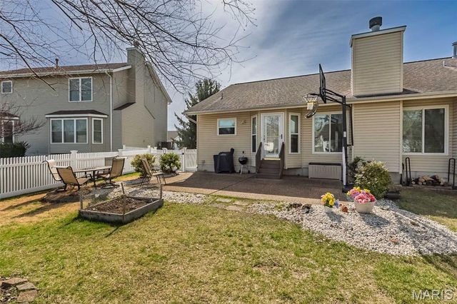 2916 Spring Blossom Drive, Dardenne Prairie, MO 63368