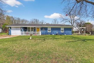 315 Hillcrest Street, Mansfield, TX 76063