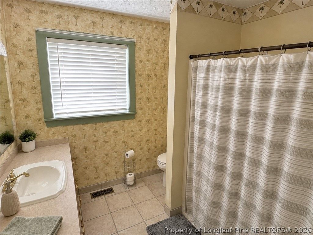 472 Ingle Drive, Red Springs, NC 28377 — photo 5
