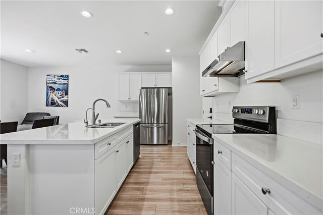 16032 Tanzinite, Chino, CA 91708
