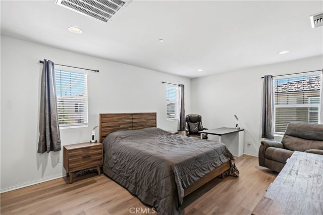 16032 Tanzinite, Chino, CA 91708