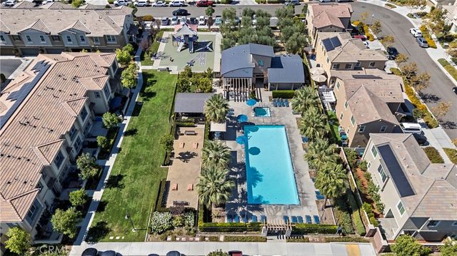 16032 Tanzinite, Chino, CA 91708