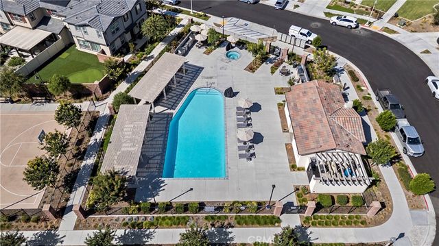 16032 Tanzinite, Chino, CA 91708