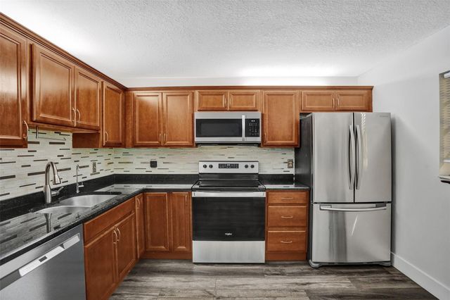 869 NW 47th Street, Deerfield Beach, FL 33064