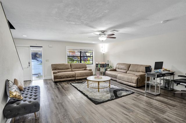 869 NW 47th Street, Deerfield Beach, FL 33064