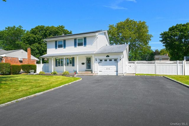 42 Montrose Drive, Commack, NY 11725