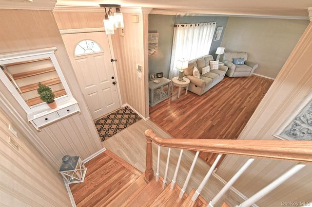 42 Montrose Drive, Commack, NY 11725