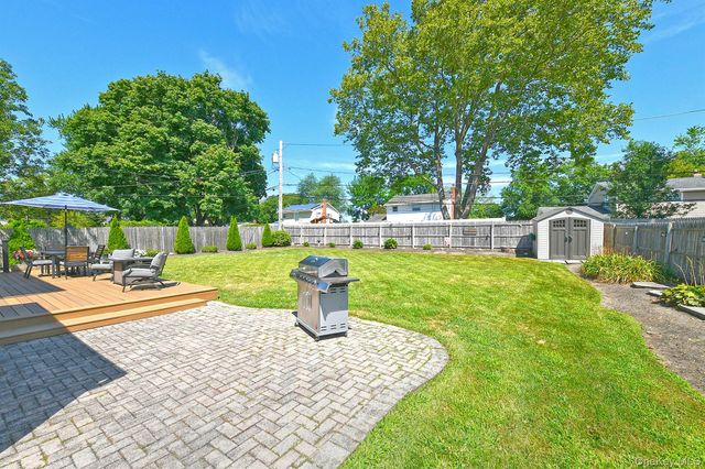 42 Montrose Drive, Commack, NY 11725