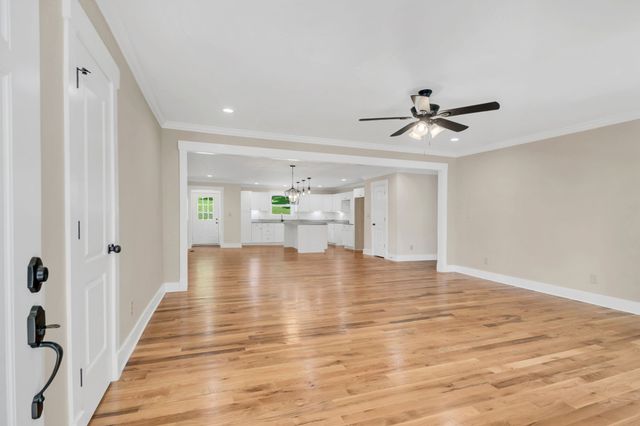 3185 Prospect Rd, Pulaski, TN 38478