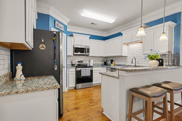 172 Ella Kinley Cir Unit 202, Myrtle Beach, SC 29588