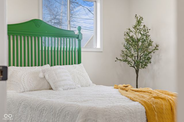 8087 W 300 S, Columbus, IN 47201