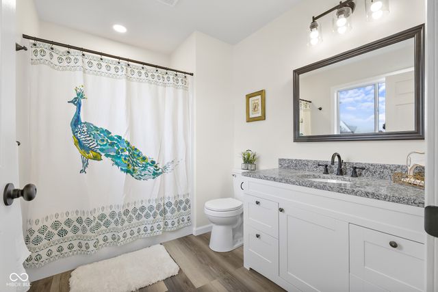 8087 W 300 S, Columbus, IN 47201