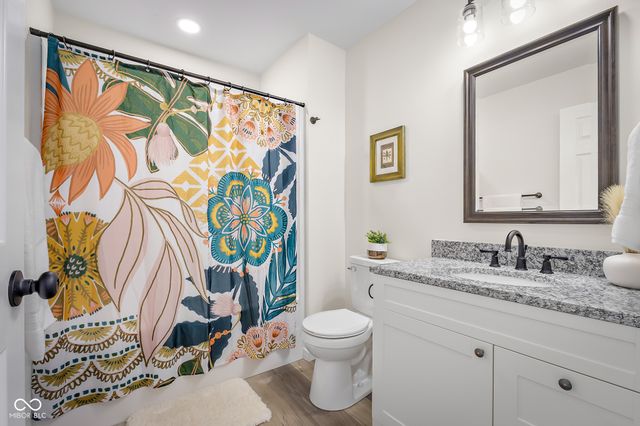 8087 W 300 S, Columbus, IN 47201