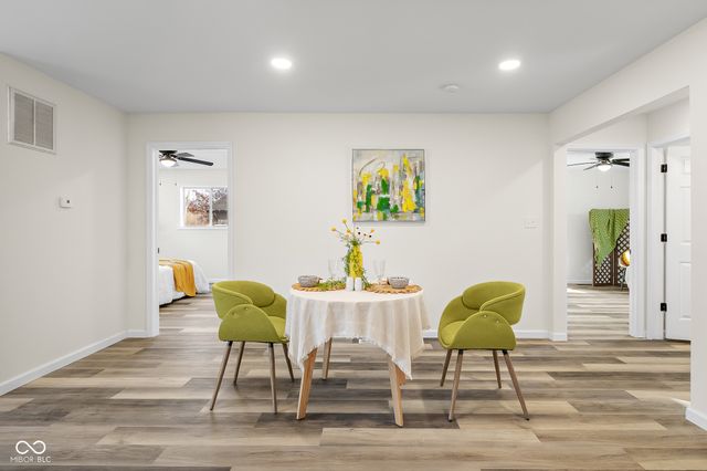 8087 W 300 S, Columbus, IN 47201