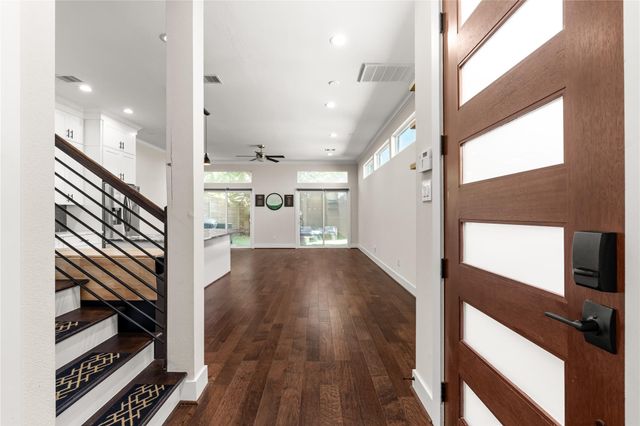 206 Drennan Street, Houston, TX 77003