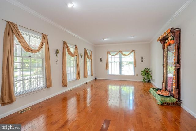 1 BUNTING COURT, Plainsboro, NJ 08536