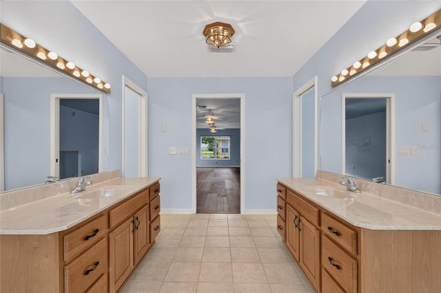 4647 NE 15TH STREET, Ocala, FL 34470