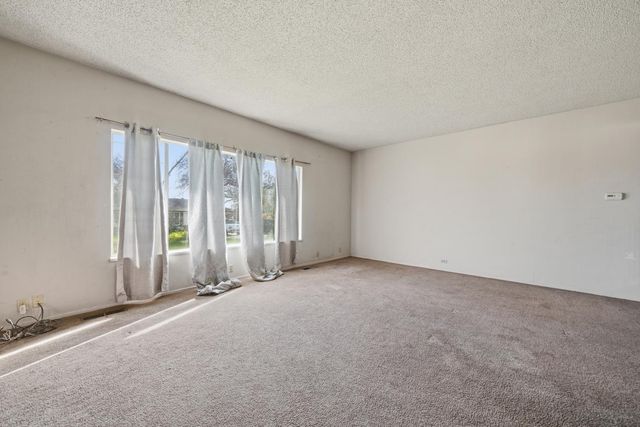 223 Oak St, Valley Springs, CA 95252