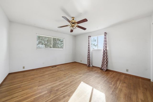 223 Oak St, Valley Springs, CA 95252