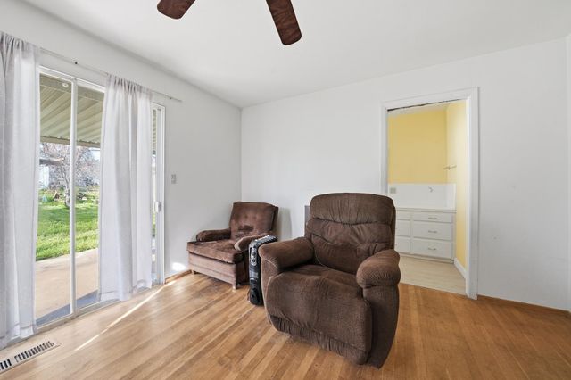 223 Oak St, Valley Springs, CA 95252